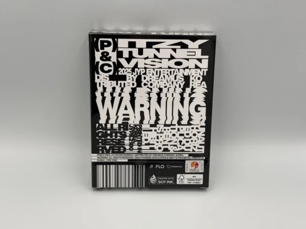 itzy-tunnel-vision-album-box-versie-back-scaled-1 ITZY – TUNNEL VISION Album Box Versie back