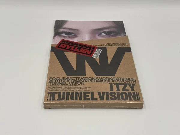 ITZY – TUNNEL VISION (Member Ver.) RYUJIN