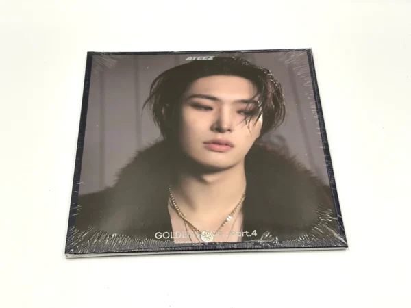 ATEEZ 13th Mini Album - GOLDEN HOUR Part.4 (Digipack Version) MINGI ATEEZ 13th Mini Album - GOLDEN HOUR : Part.4 (Digipack Ver.)