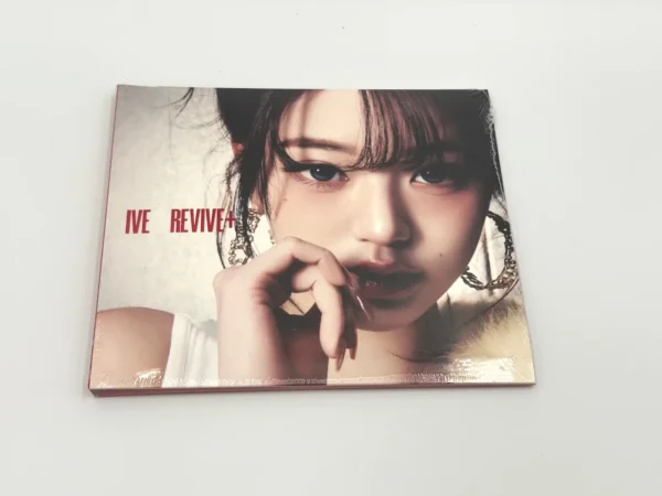IVE The 2nd Album - REVIVE (Digipack Ver. Limited) JANGWONYOUNG IVE The 2nd Album - REVIVE+ (Digipack Ver. Limited)
