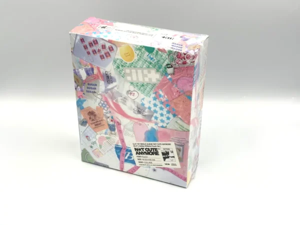 ILLIT 1st Single Album - NOT CUTE ANYMORE (ILLIT x Ashley Williams Pouch Ver.)