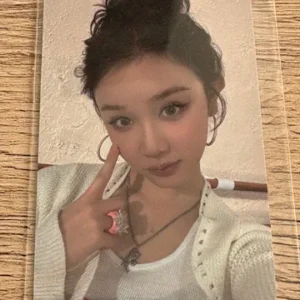 BABYMONSTER – CHOOM Photocard [2026-2027 World Tour in Seoul] – PHARITA